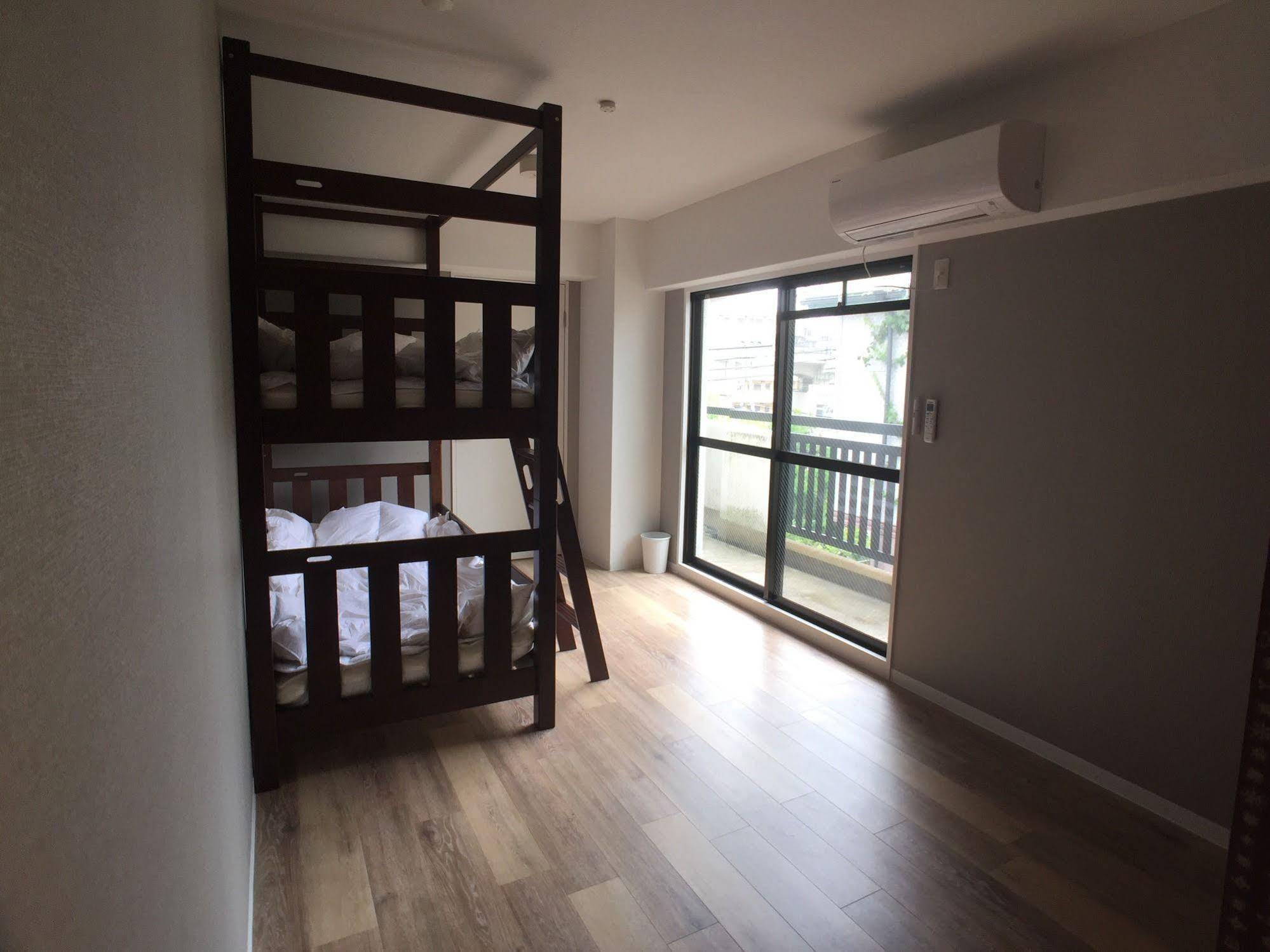 Toyotaya Hostel Нисиномия Экстерьер фото