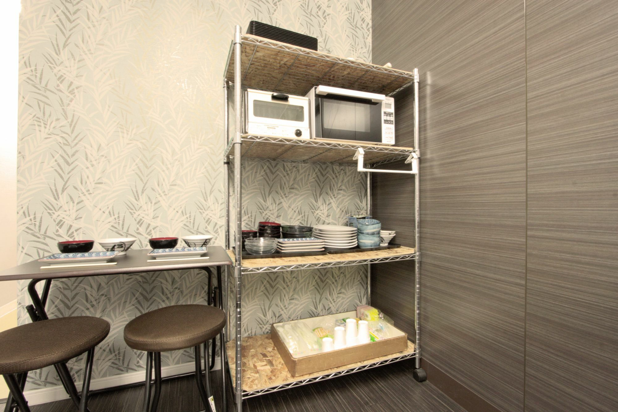 Toyotaya Hostel Нисиномия Экстерьер фото